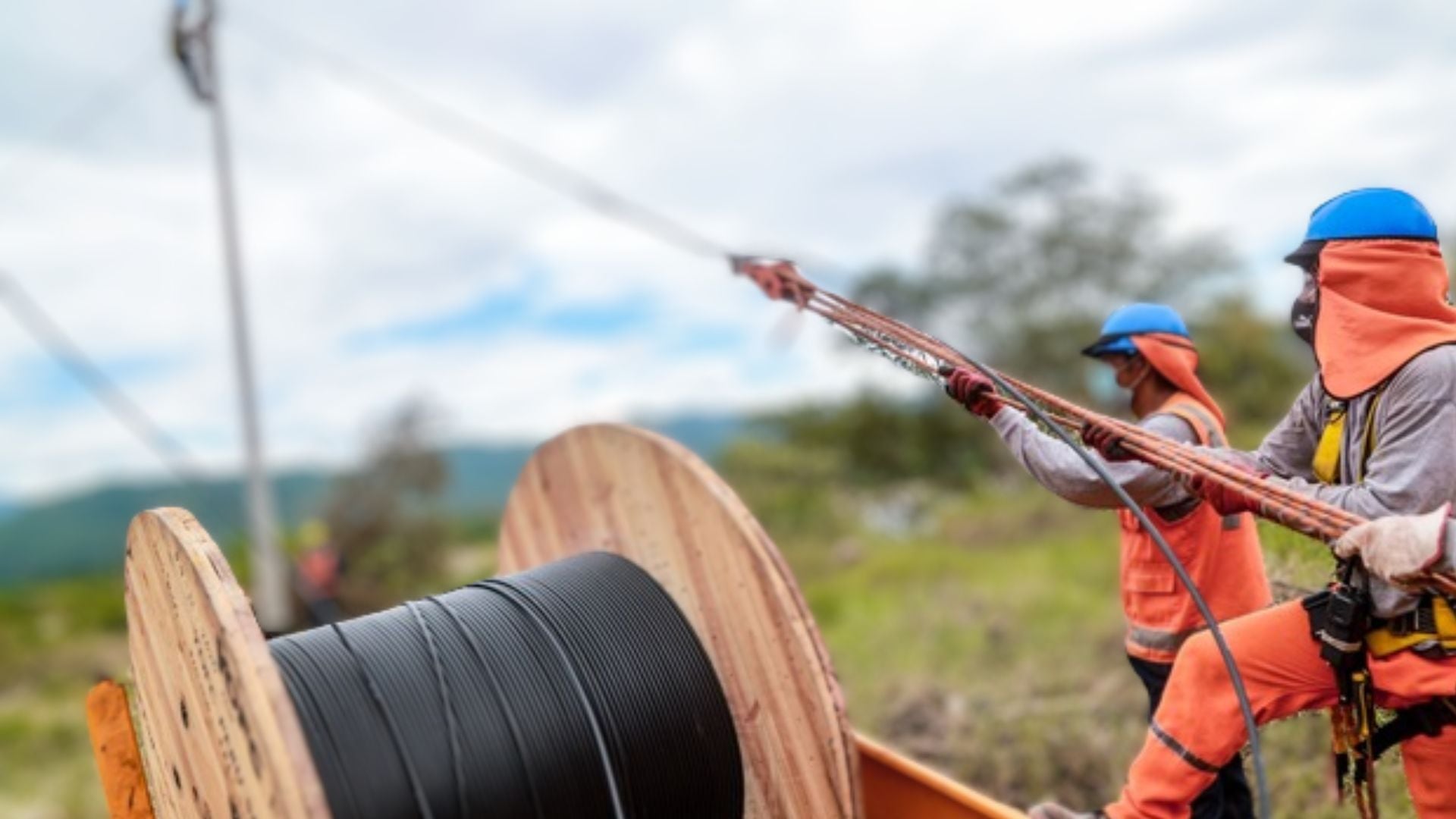 La Red Dorsal Nacional de Fibra Óptica solo opera el 8%| Andina