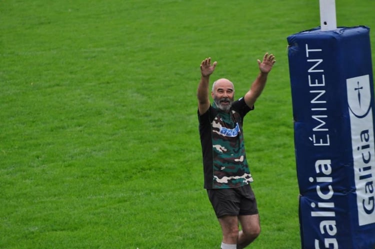 Gómez Centurión en el partido de rugby en homenaje a los veteranos de Malvinas organizado por el Club Champagnat.