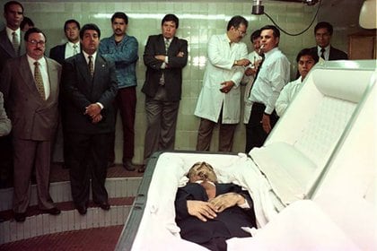 El cuerpo de Carrillo Fuentes en la Procuraduría de Justicia (Foto: archivo)