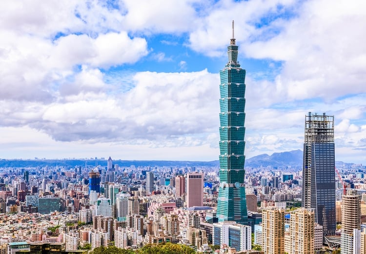 El Taipei 101, como todas las estructuras espirales, utiliza el simbolismo de un centro del mundo donde la tierra se une con el cielo y los cuatro puntos cardinales se juntan (Shutterstock)