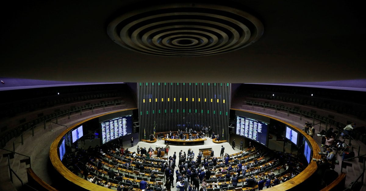 An ally of Jair Bolsonaro was elected to preside over the Senate and asserted the possibilities of making a political decision