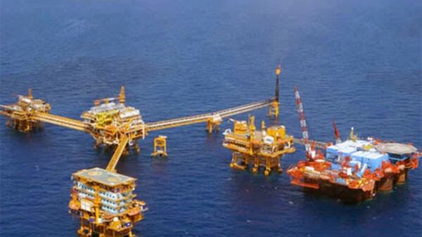 Los “piratas” arriban a instalaciones petroleras haciéndose pasar por pescadores