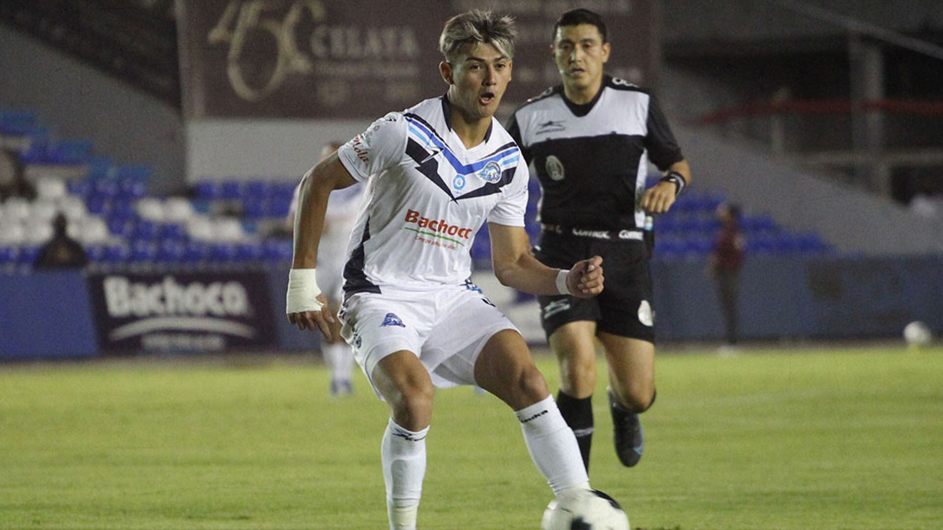 Diego González jugó en Celaya junto con Emanuel Herrera y Jordan Guivin.