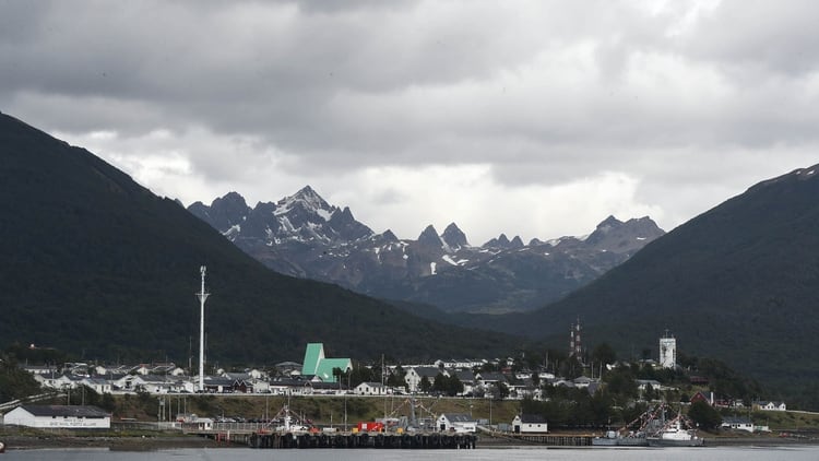 Puerto Williams dejará de ser un poblado para ser categorizado como “ciudad”. (EFE)