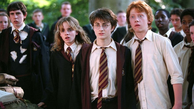 Los tres personajes principales de la saga, Hermione Granger, Harry Potter y Ron Weasley, interpretados por Emma Watson, Daniel Radcliffe y Rupert Grint