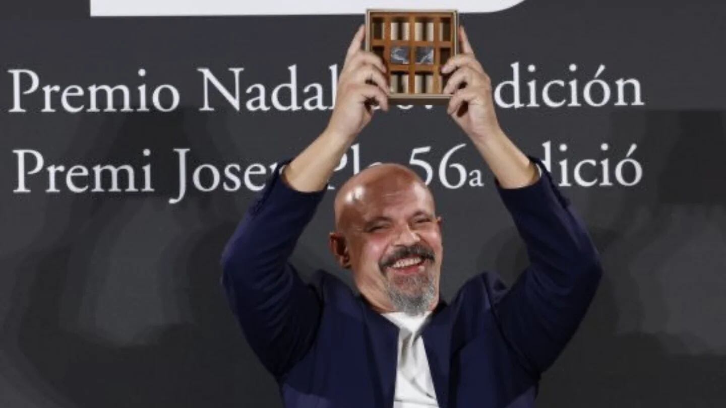 César Pérez Gellida ganó el Premio Nadal con la novela “Bajo tierra seca” -  Infobae
