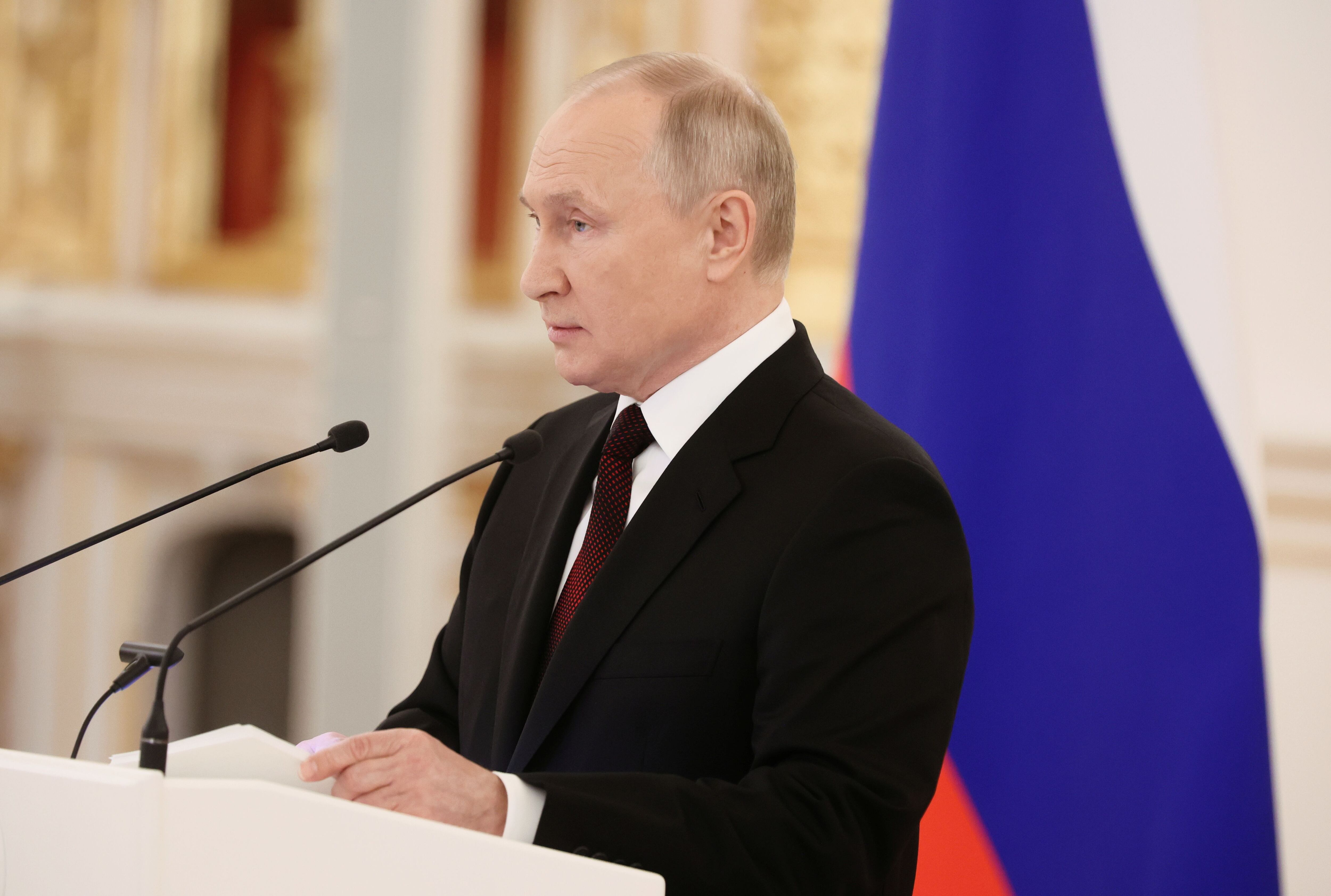 Putin también pidió conversaciones con Occidente destinadas a proporcionar “garantías legales” contra la expansión de la OTAN hacia el este y el despliegue de cualquier sistema de armas cerca de la frontera rusa (Sputnik/Mikhail Metzel/REUTERS)