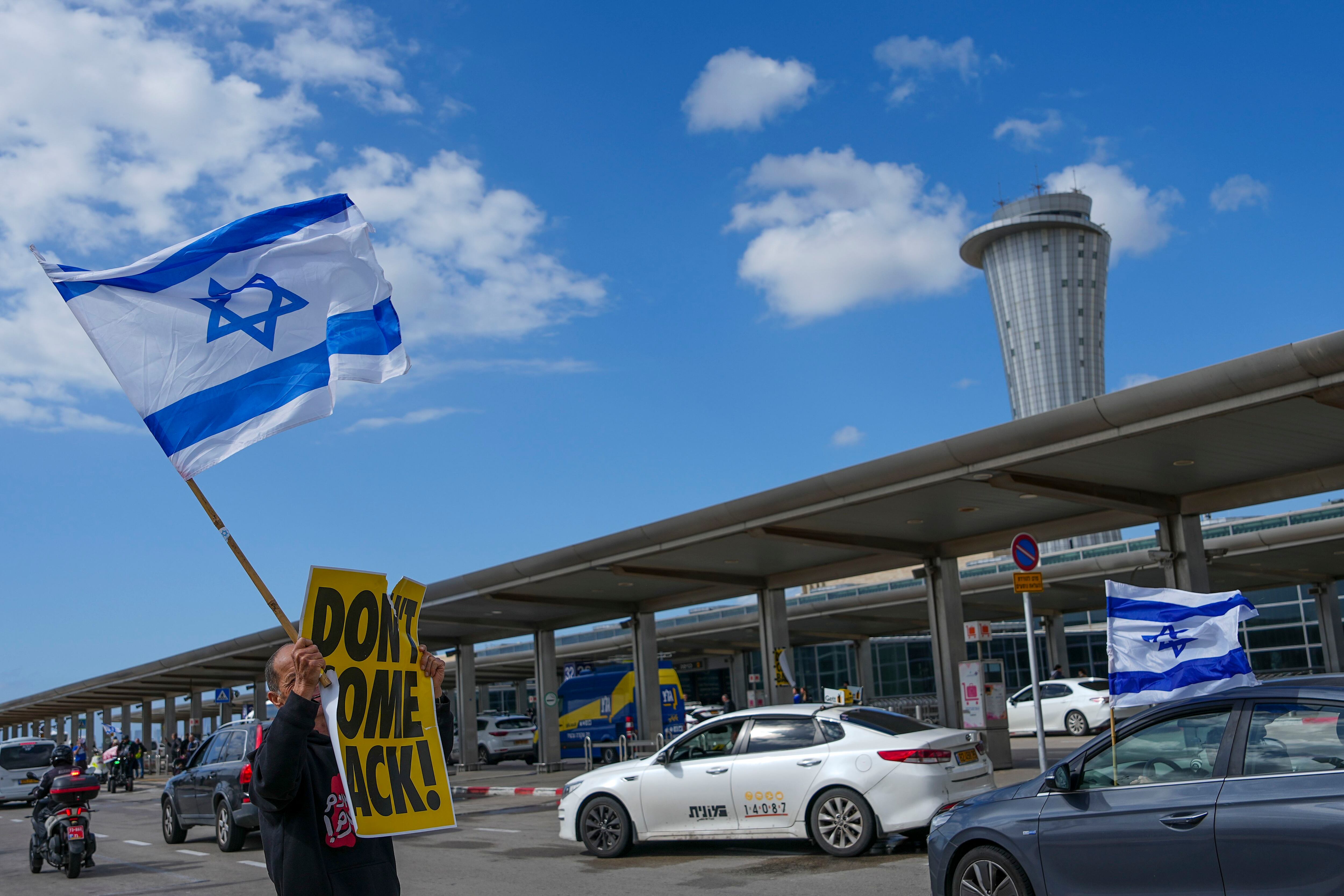 El Aeropuerto Ben Gurion de Tel Aviv (Imagen de archivo / AP Foto/Tsafrir Abayov)