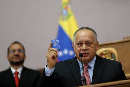 Diosdado Cabello, el número dos del chavismo fue el primero en confirmar que se había contagiado de COVID-19 