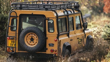 Cada uno de los propietarios será invitado a un "rally" por los campos de prueba de la marca (Land Rover)