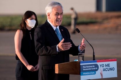 El presidente de Chile, Sebastián Piñera ha reiterado el esfuerzo que se está desarrollando para lograr el compromiso de inmunizar a la totalidad de la población durante el primer semestre de 2021
