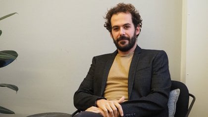 Alejandro Cencerrado es español, físico, experto en big data y analista de datos