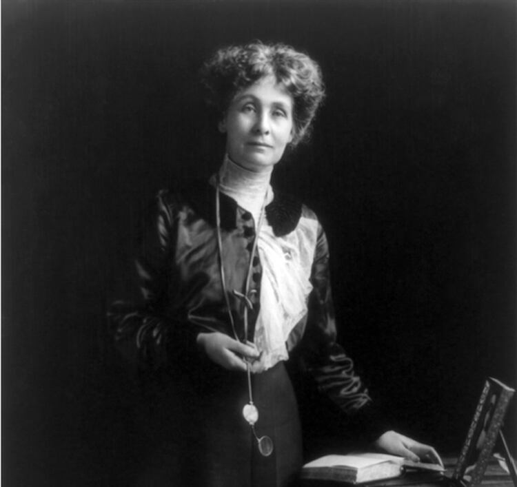 Emmeline Pankhurst, la famosa sufragista británica. (División de Impresiones y Fotografías de la Biblioteca del Congreso de los Estados Unidos)