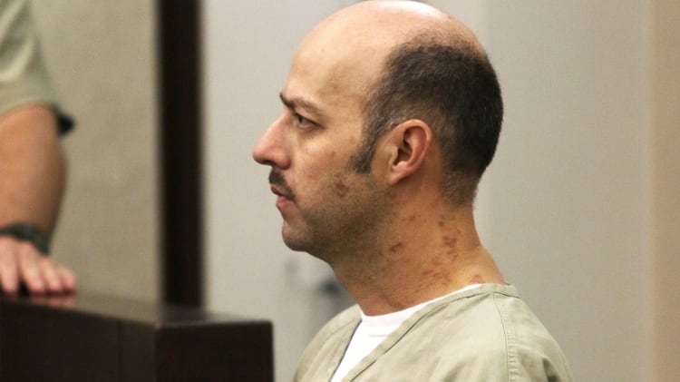 Resultado de imagen para SE ENTREGA PITCHER ESTEBAN LOAIZA, TRE AÃOS EN PRISION DE SAN DIEGO