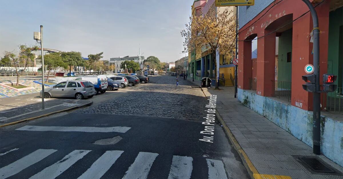 Two Austrian tourists were injured in an attempted robbery in La Boca