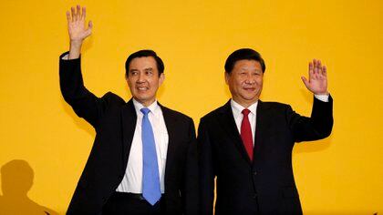 La histórica cumbre de 2015 entre Xi Jinping y Ma Ying-jeou (Reuters)
