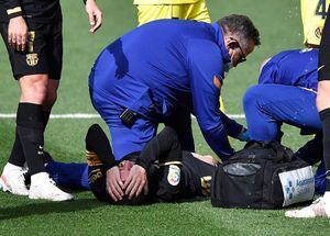 La brutal patada que recibió Lionel Messi y generó una gran preocupación en el triunfo del Barcelona ante el Villarreal 