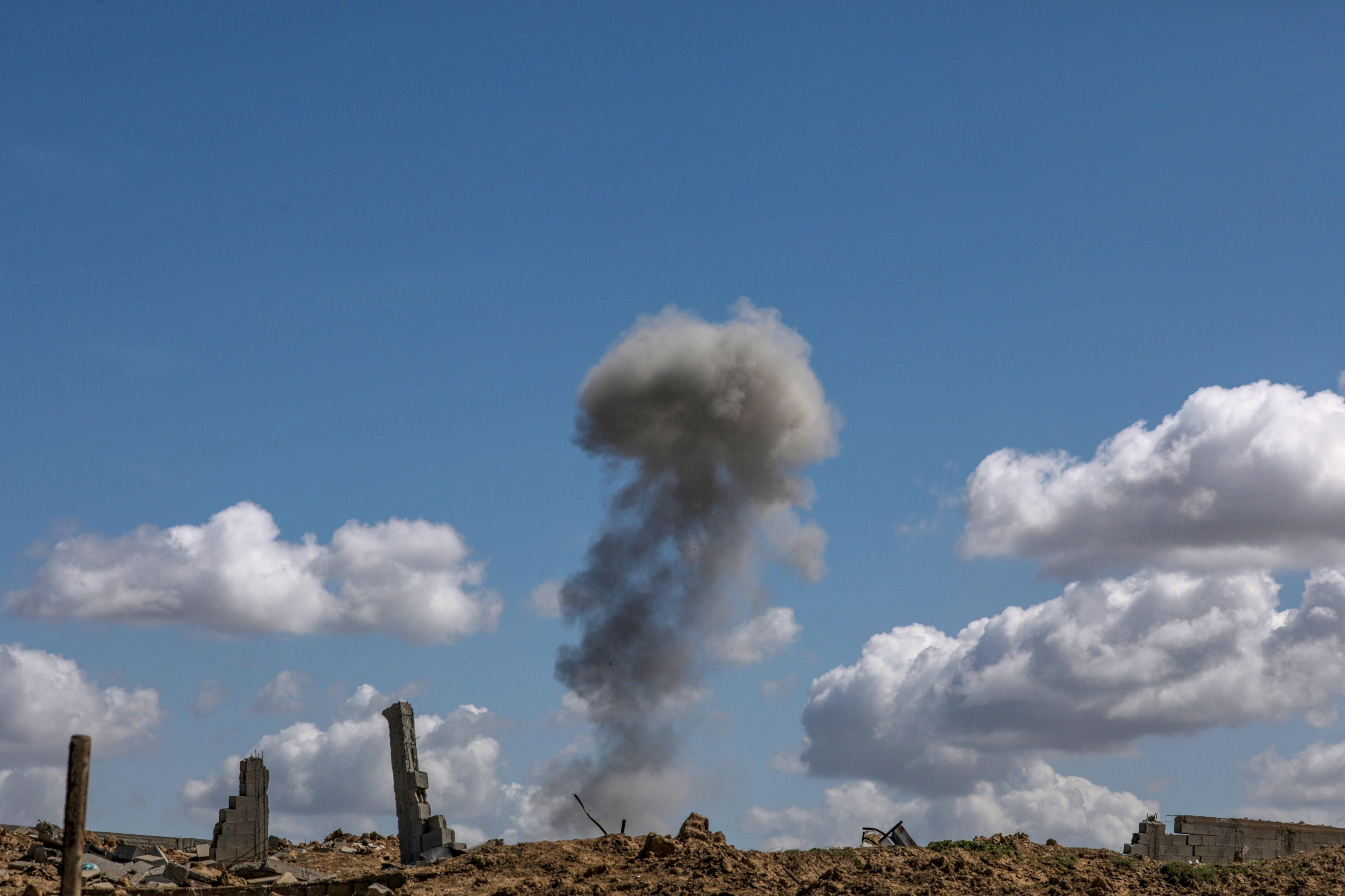 Ataque aéreo israelí en la Franja de Gaza (EFE/EPA/MOHAMMED SABER)
