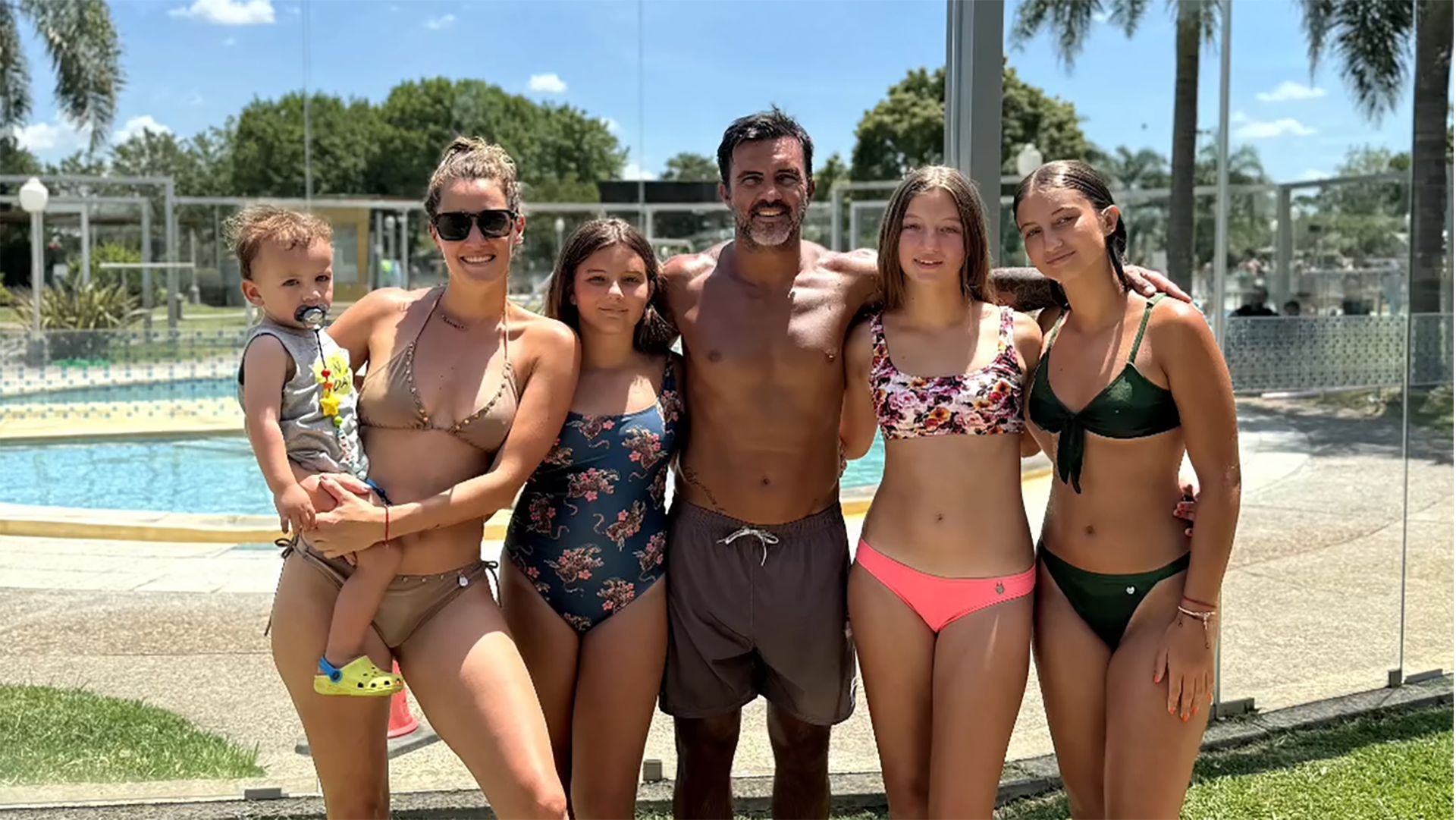 Fabián Cubero se fue de vacaciones con sus hijas y Mica Viciconte a Entre Ríos