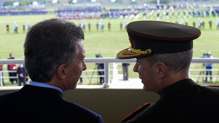 Mauricio Macri junto al Jefe del Ejército, Claudio Pasqualini