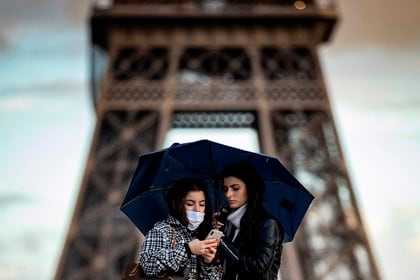 La situación es “crítica” en Francia, dijo Jean-François Delfraissy, presidente del consejo científico que asesora al gobierno de Emmanuel Macron (EFE/ Ian Langsdon)