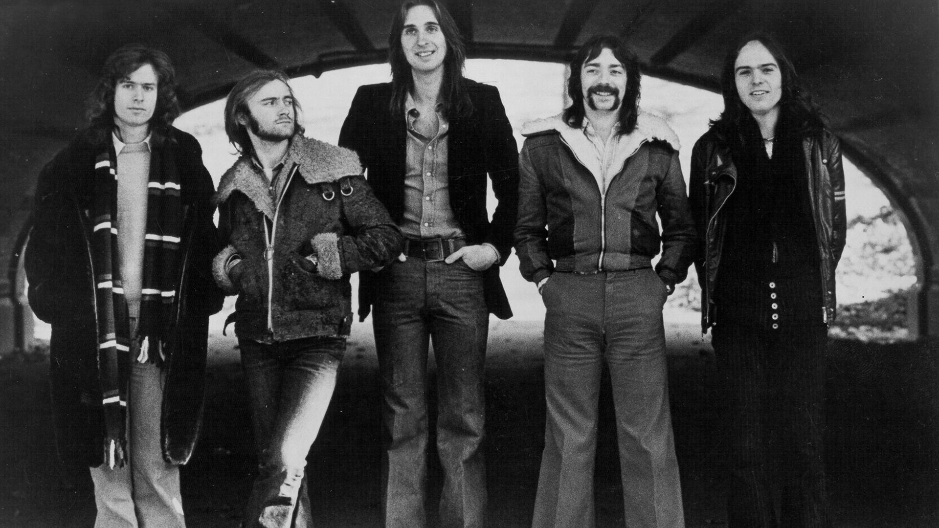 De izquierda a derecha: Tony Banks, Phil Collins, Mike Rutherford, Steve Hackett y Peter Gabriel, la formación más icónica de Génesis (Foto: Getty / Michael Ochs Archives)