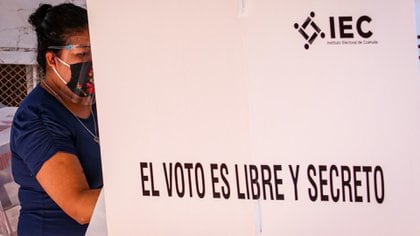 Morena fue el partido más afectado con las multas económicas otorgadas por el INE (Foto: Cuartoscuro)