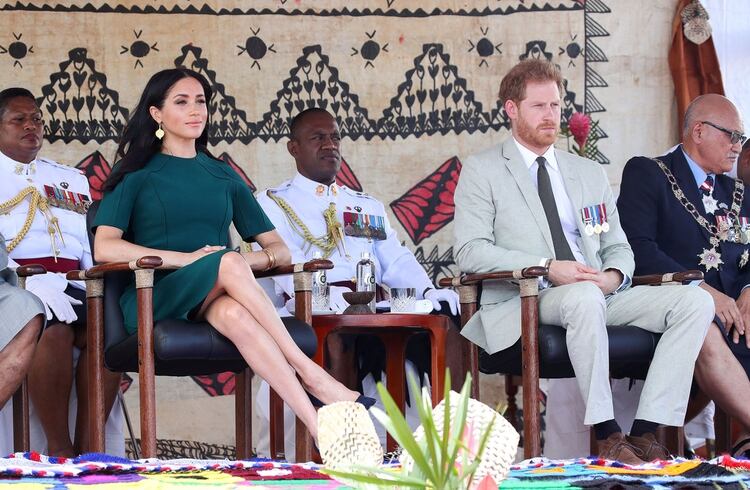 Los duques de Sussex en una ceremonia en Nadi, Fiji, en 2018