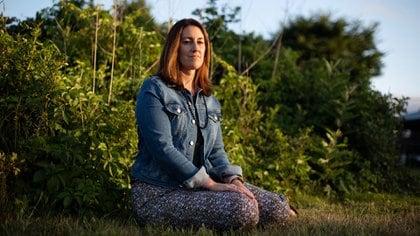 Megan Kent cerca de su casa en Salem, Massachusetts, el 17 de julio de 2020 (Kayana Szymczak/The New York Times)