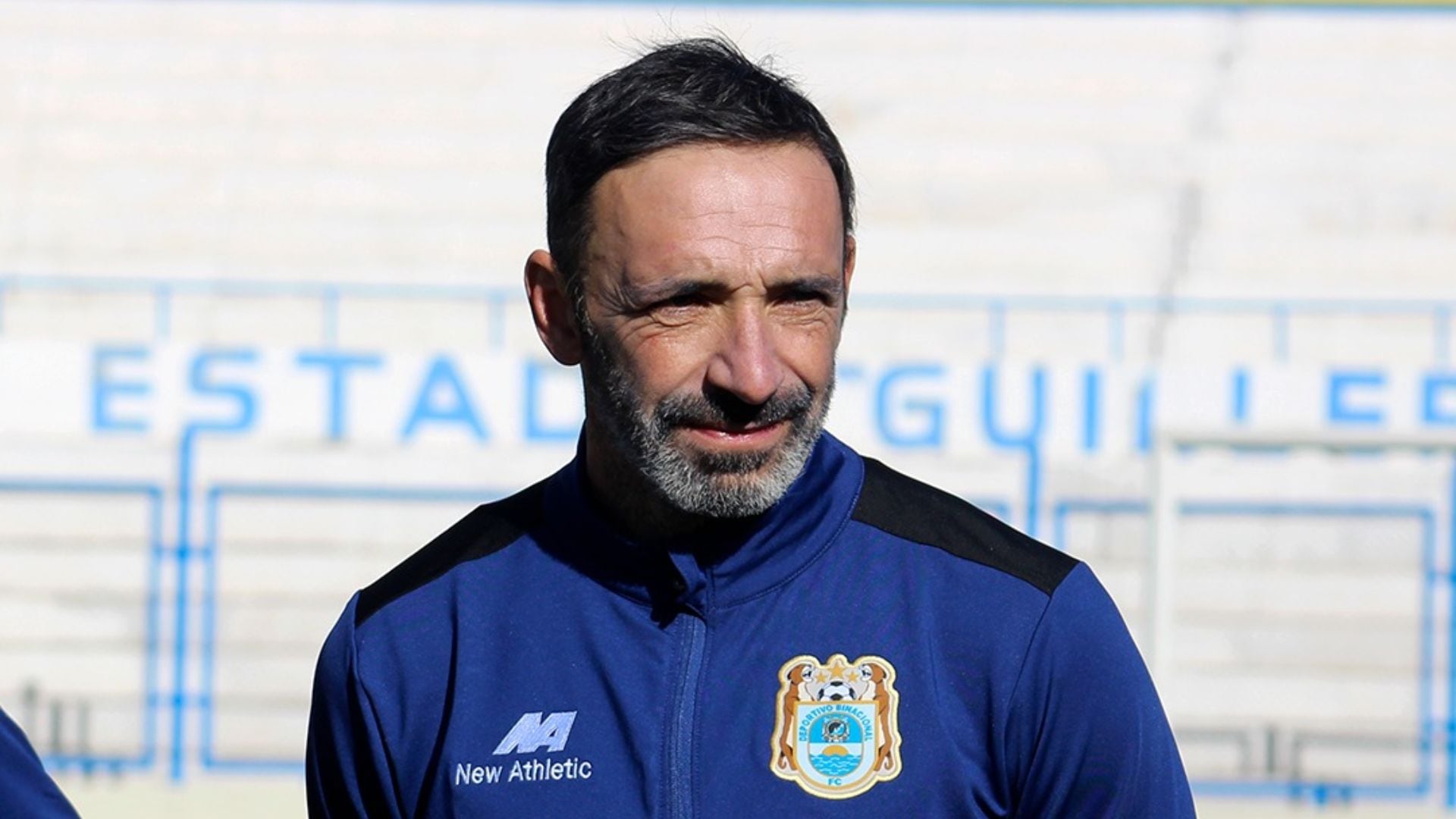 Una vez más sin DT: Binacional despidió a Juan Manuel Azconzábal y va por su sexto entrenador en el 2023 - Infobae