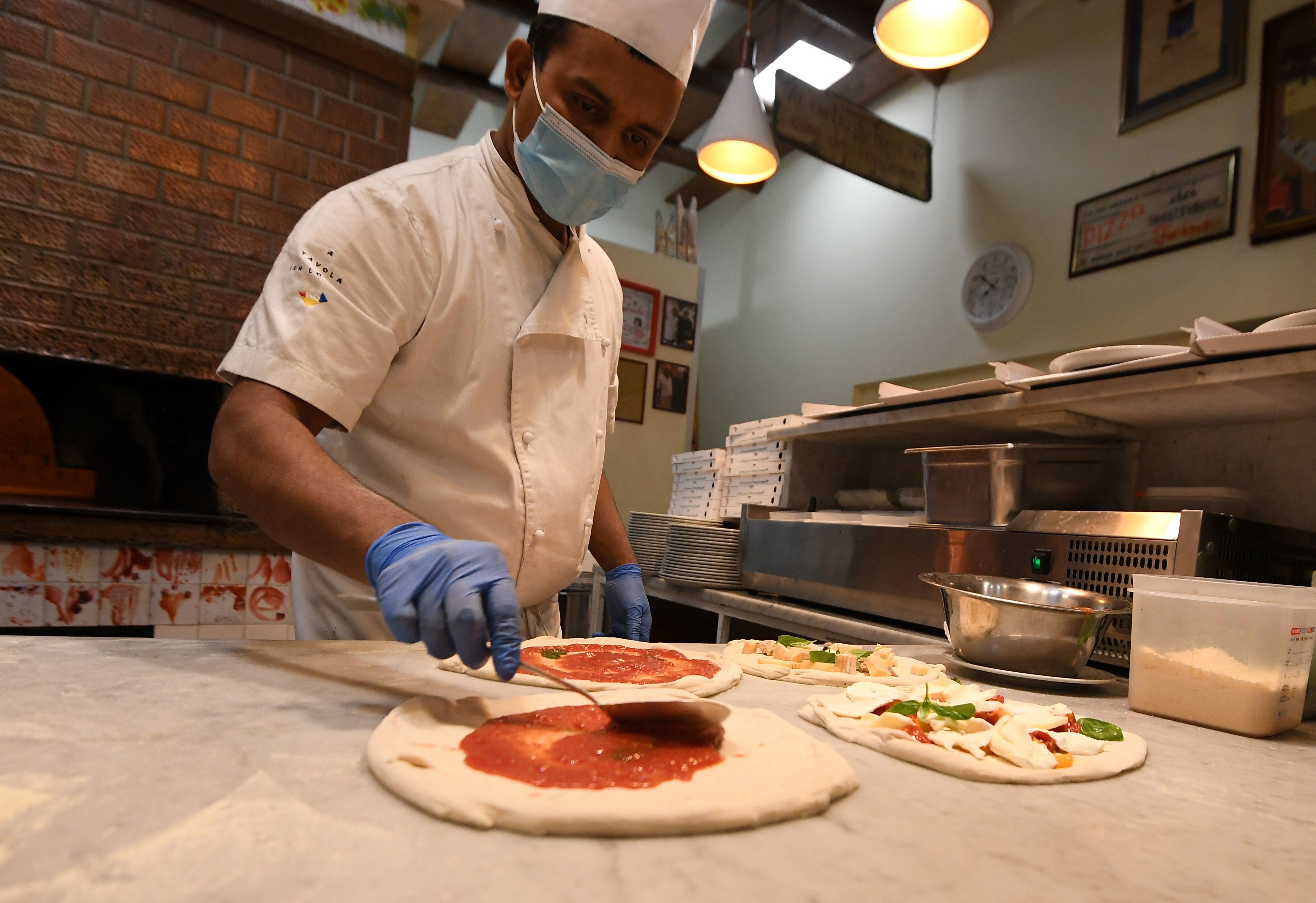 Feletti también se reunirá con representantes de propietarios de pizzerías (REUTERS/Alberto Lingria)