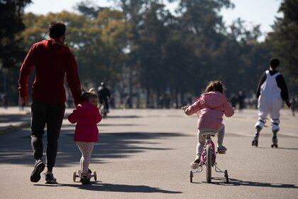 Hacer ejercicio ayuda a los niños a manejar los efectos en el cuerpo del estrés (Franco Fafasuli)