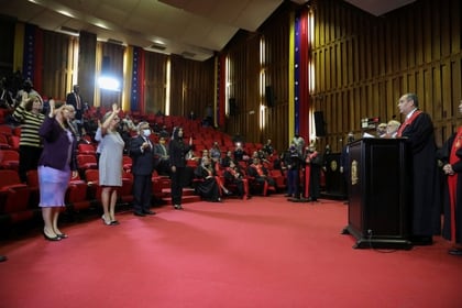 La Corte chavista juramentó el 12 de junio a sus nuevas autoridades del Consejo Nacional Electoral de Venezuela: Indira Maira Alfonzo Izaguirre, Tania D'Amelio Cardiet, Gladys María Gutiérrez Alvarado y José Luis Gutiérrez Parra (Reuters)