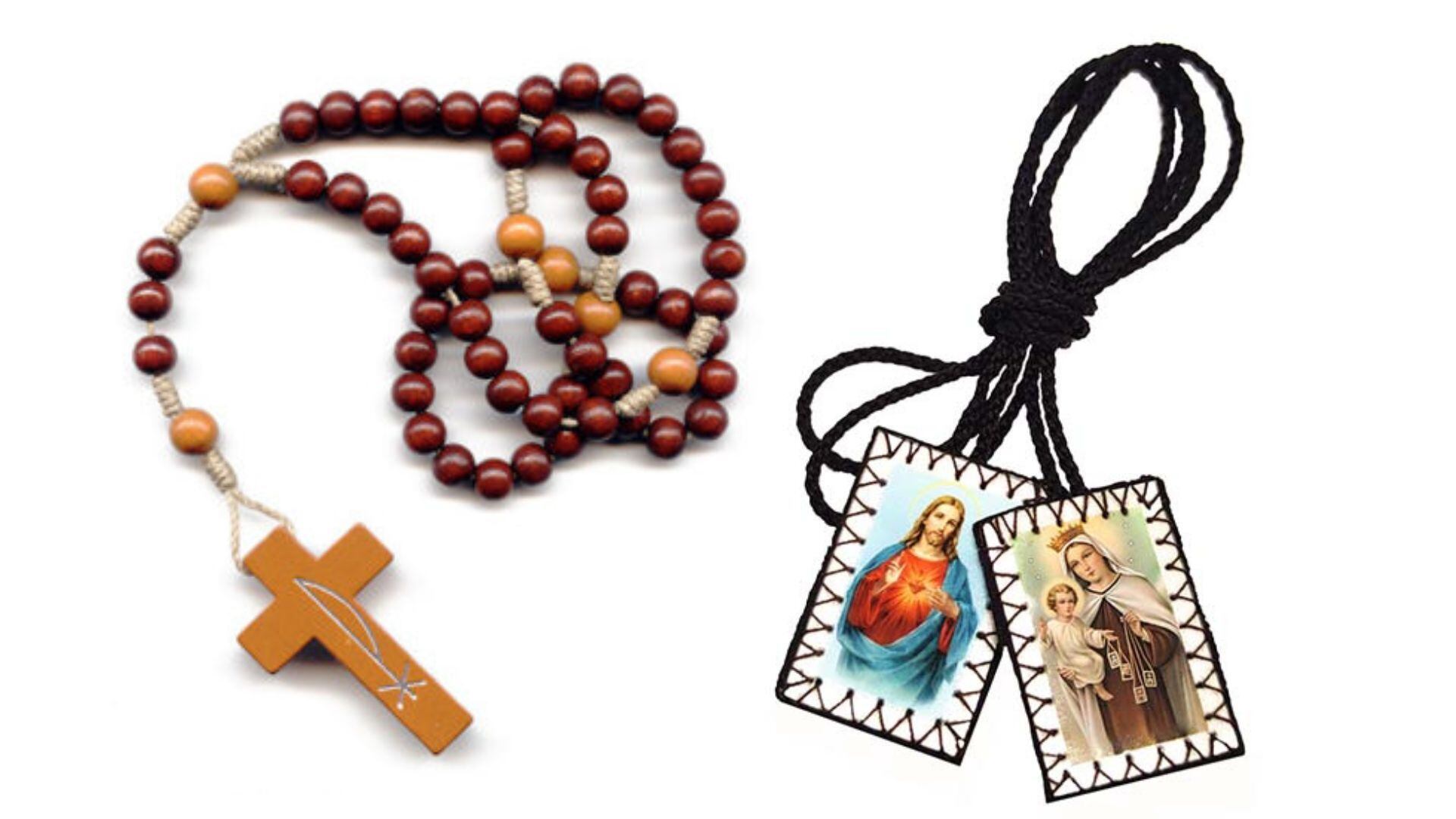 Los escapularios y camándulas son dos objetos que los fieles católicos acostumbran llevar colgados en el cuello - crédito Parroquia El Divino Pastor y VII Sacramentos