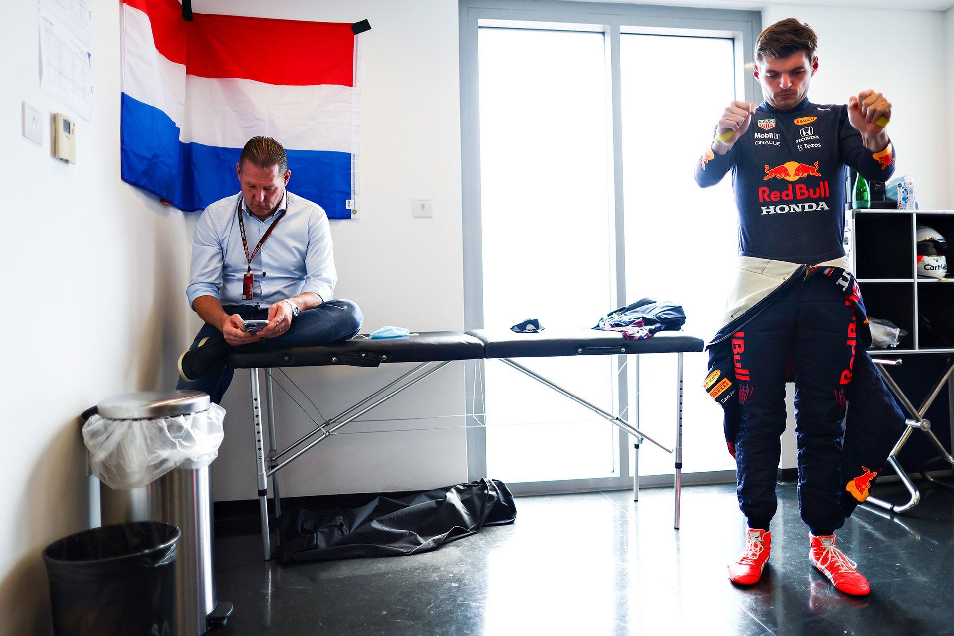 A pesar de la tensa relación Jos y Max Verstappen siempre estuvieron unidos (Photo by Mark Thompson/Getty Images)