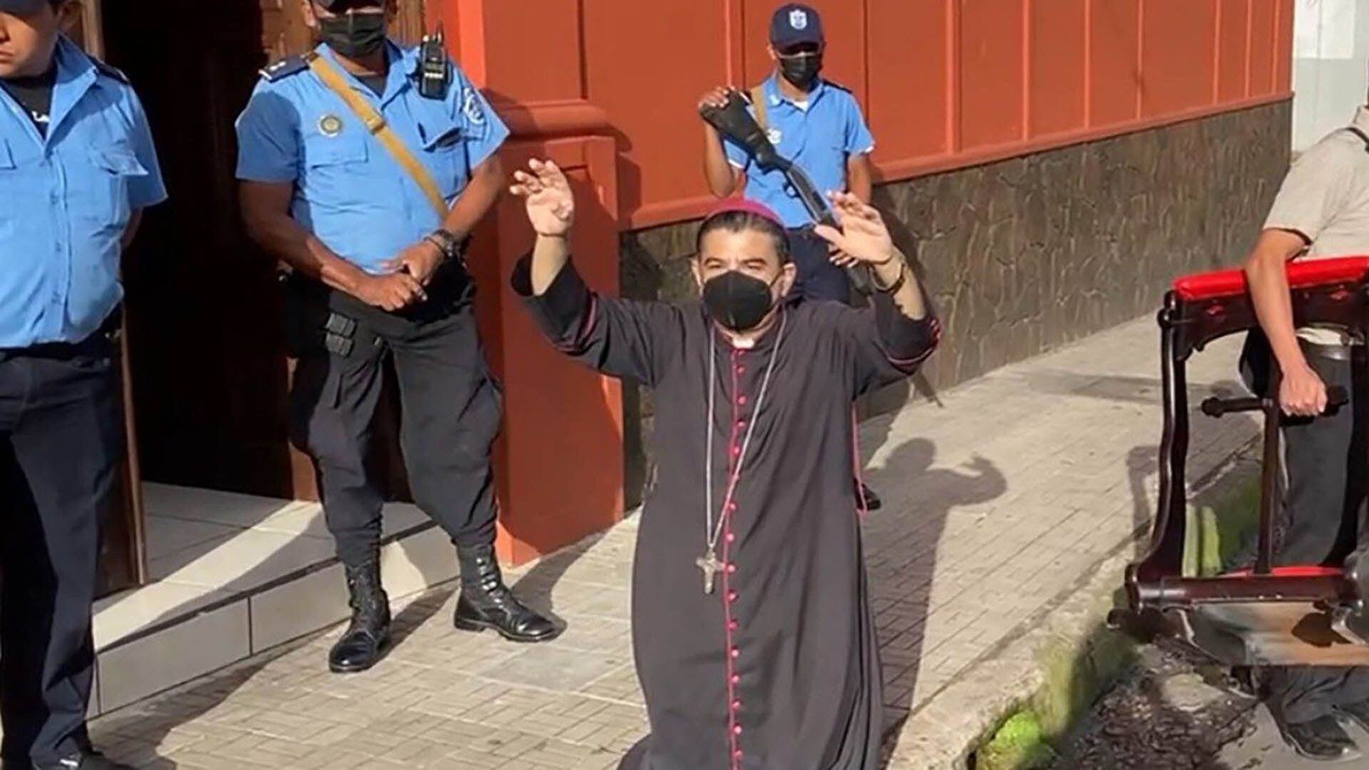 El obispo Rolando Álvarez fue detenido en agosto de 2022 por "traición a la patria"