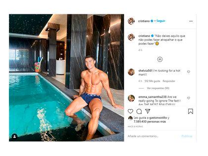 Cristiano Ronaldo publicó una foto en Instagram en la piscina climatizada de su casa en Italia (IG: @cristiano)