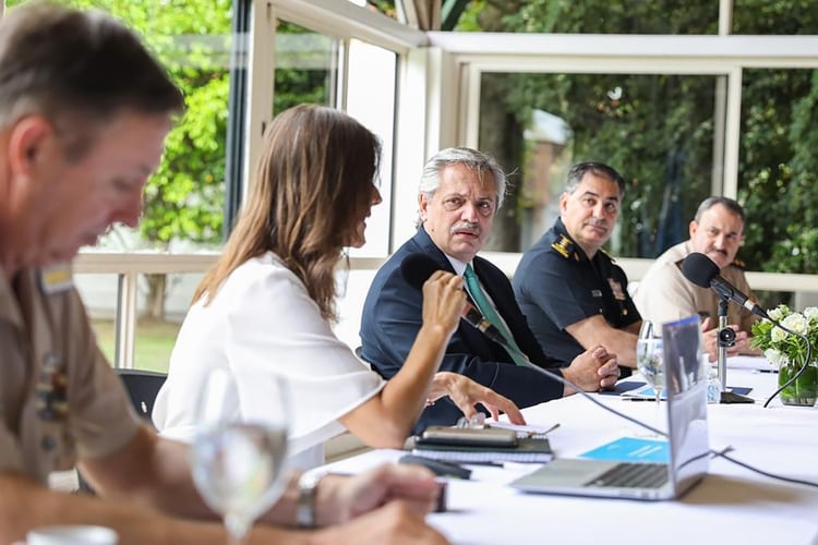 El Jefe de Estado encabezó una reunión con las fuerzas de seguridad en la Quinta de Olivos