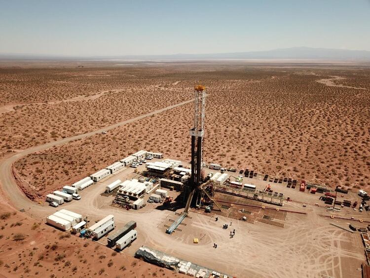 Explotación de petróleo en Vaca Muerta, una de las apuestas del Gobierno.