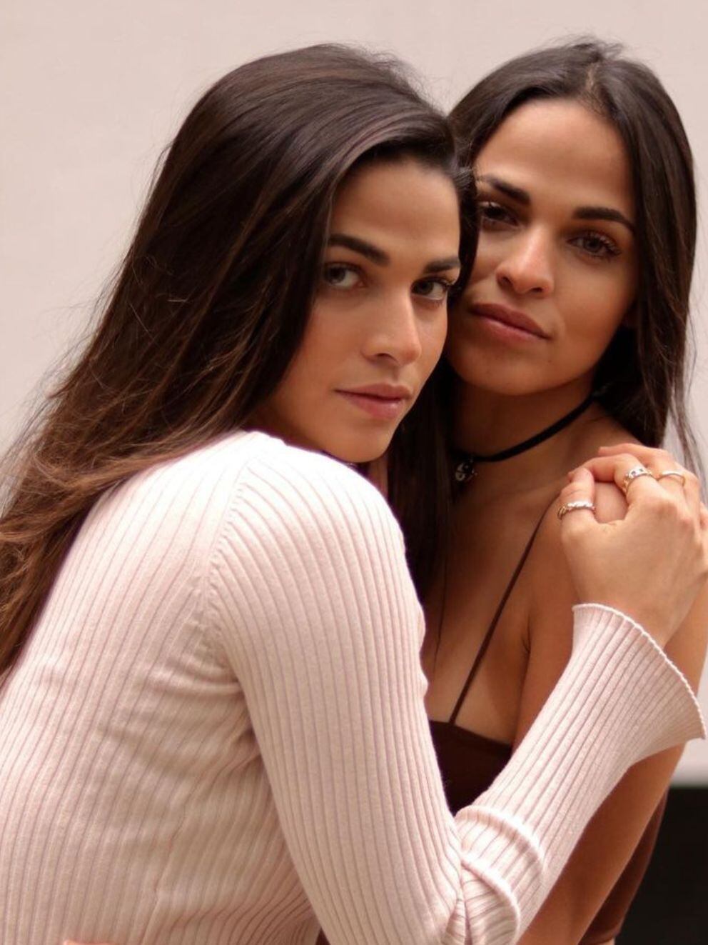 Raysa Ortiz  y el temor que la confundan profesionalmente en la actuación con su hermana Sirena. Instagram