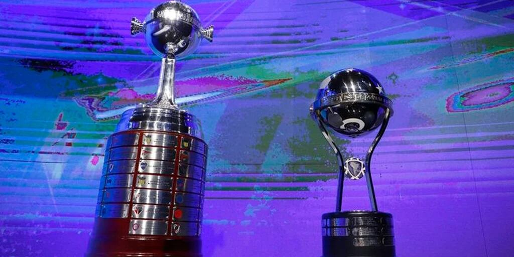 La Conmebol anunció que el VAR se implementará en todas las fases de las Copas Libertadores y Sudamericana en 2023