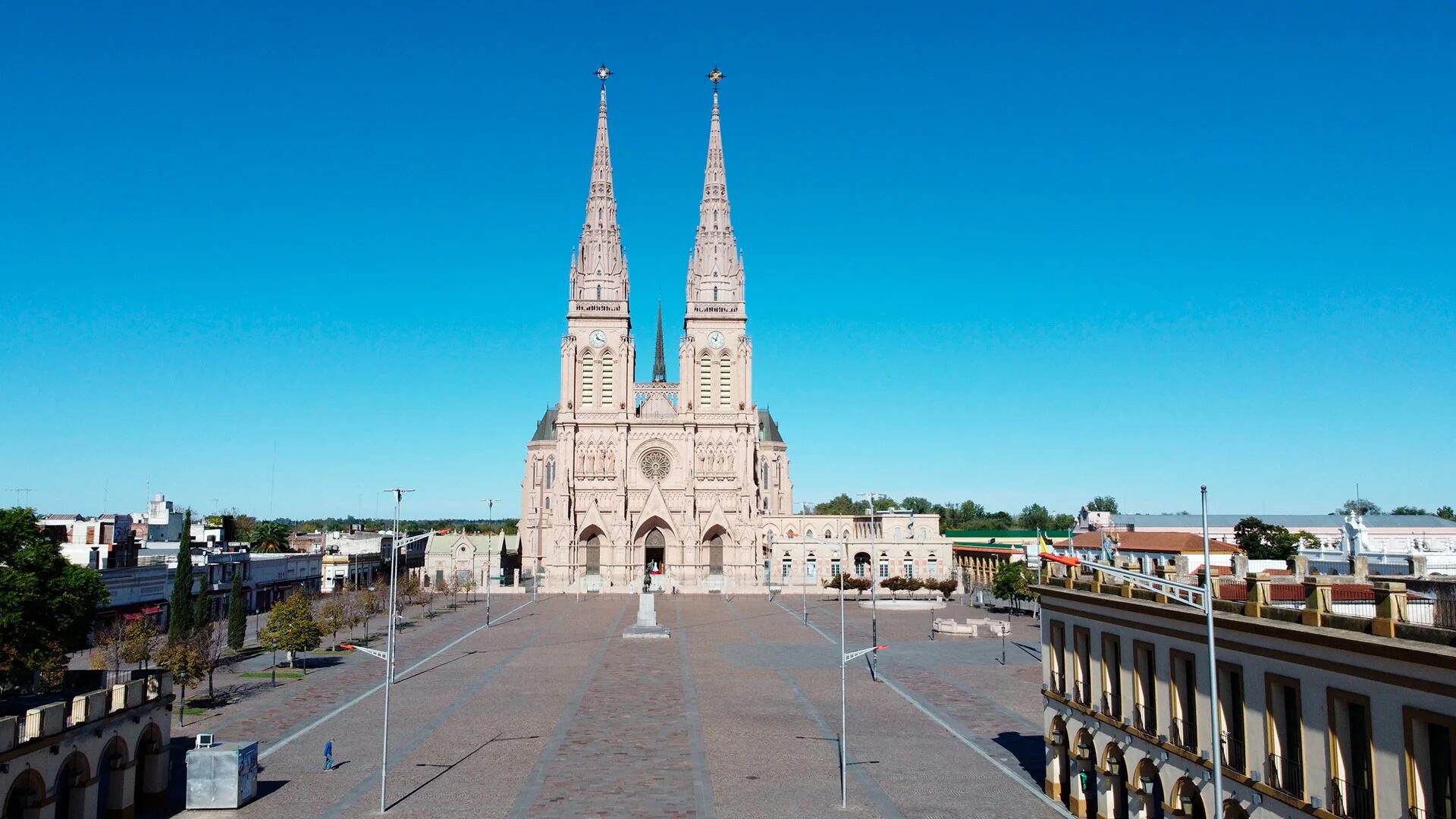 Basílica de Luján, destino de la más importante peregrinación en Argentina