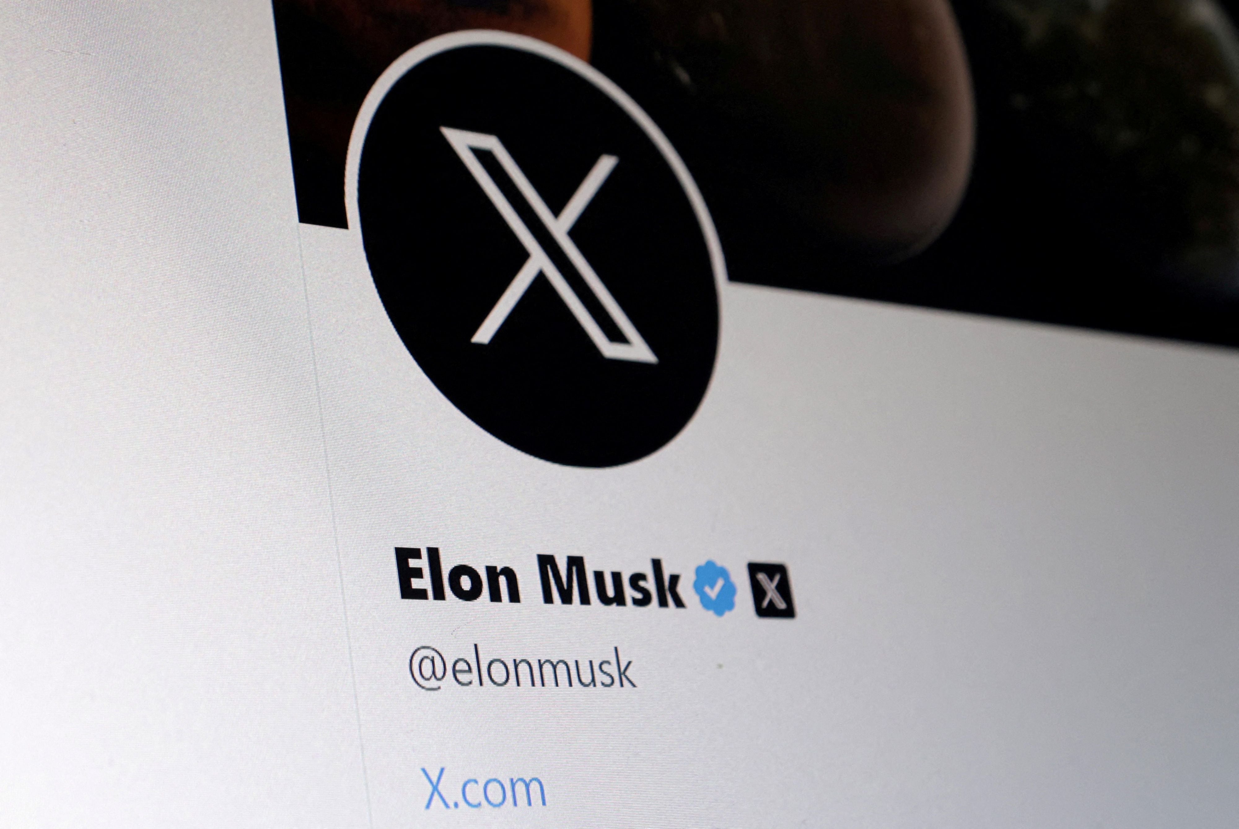 FILE PHOTO: Elon Musk Twitter account is seen in this illustration taken July 24, 2023. REUTERS/Dado Ruvic/Illustration/File Photo