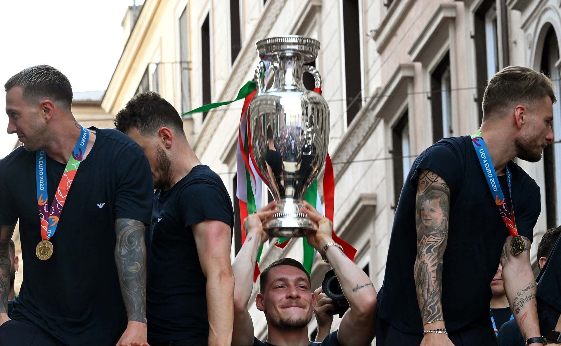 festejos italia campeon euro roma