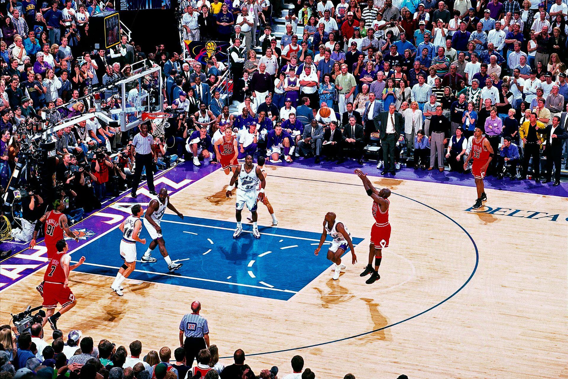 Sexto-anillo-de-la-NBA-de-Jordan-y-sus-Bulls-en-1998