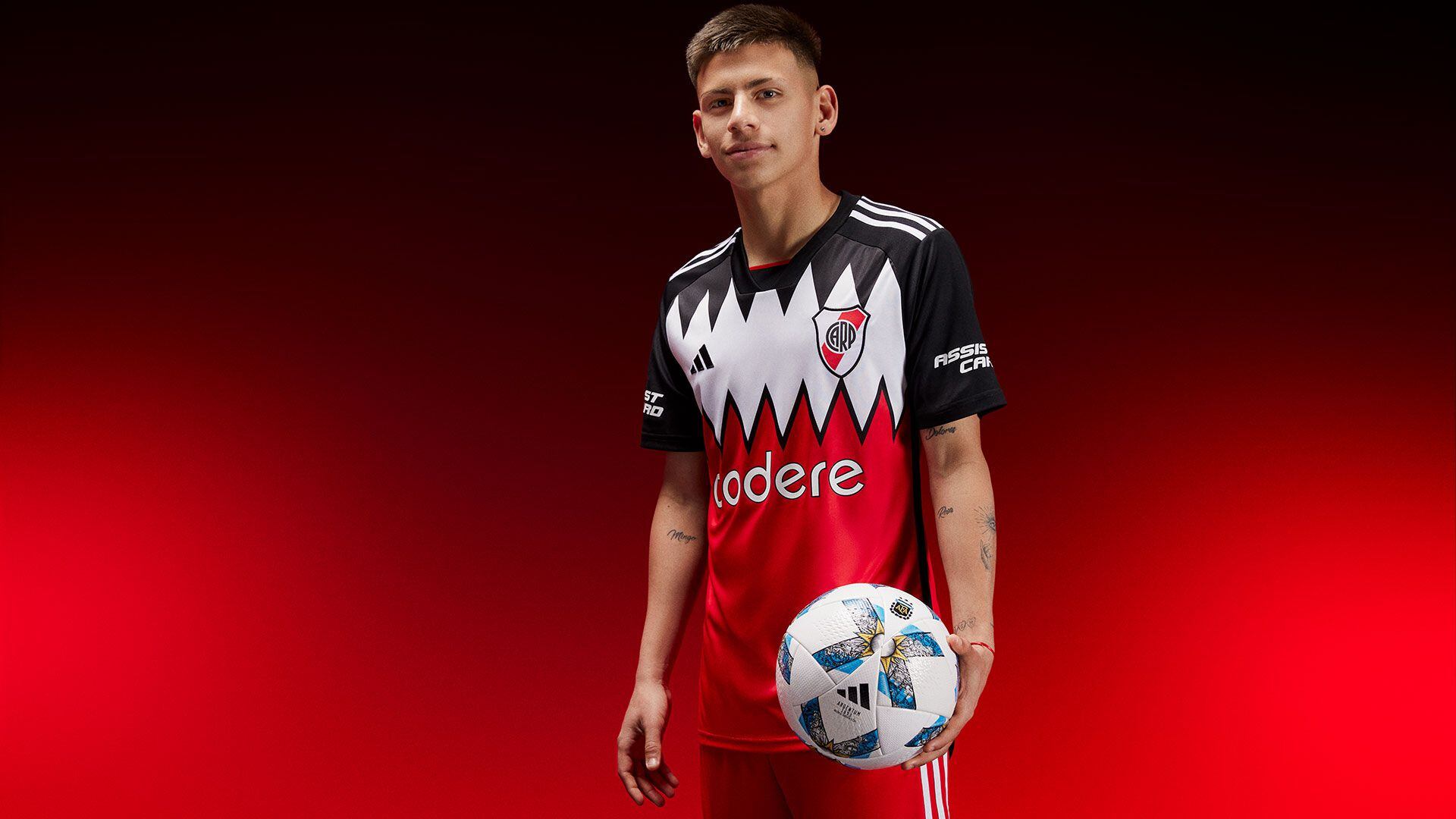 El Diablito Echeverri, una de las jÃ³venes promesas de River Plate (@Riverplate)