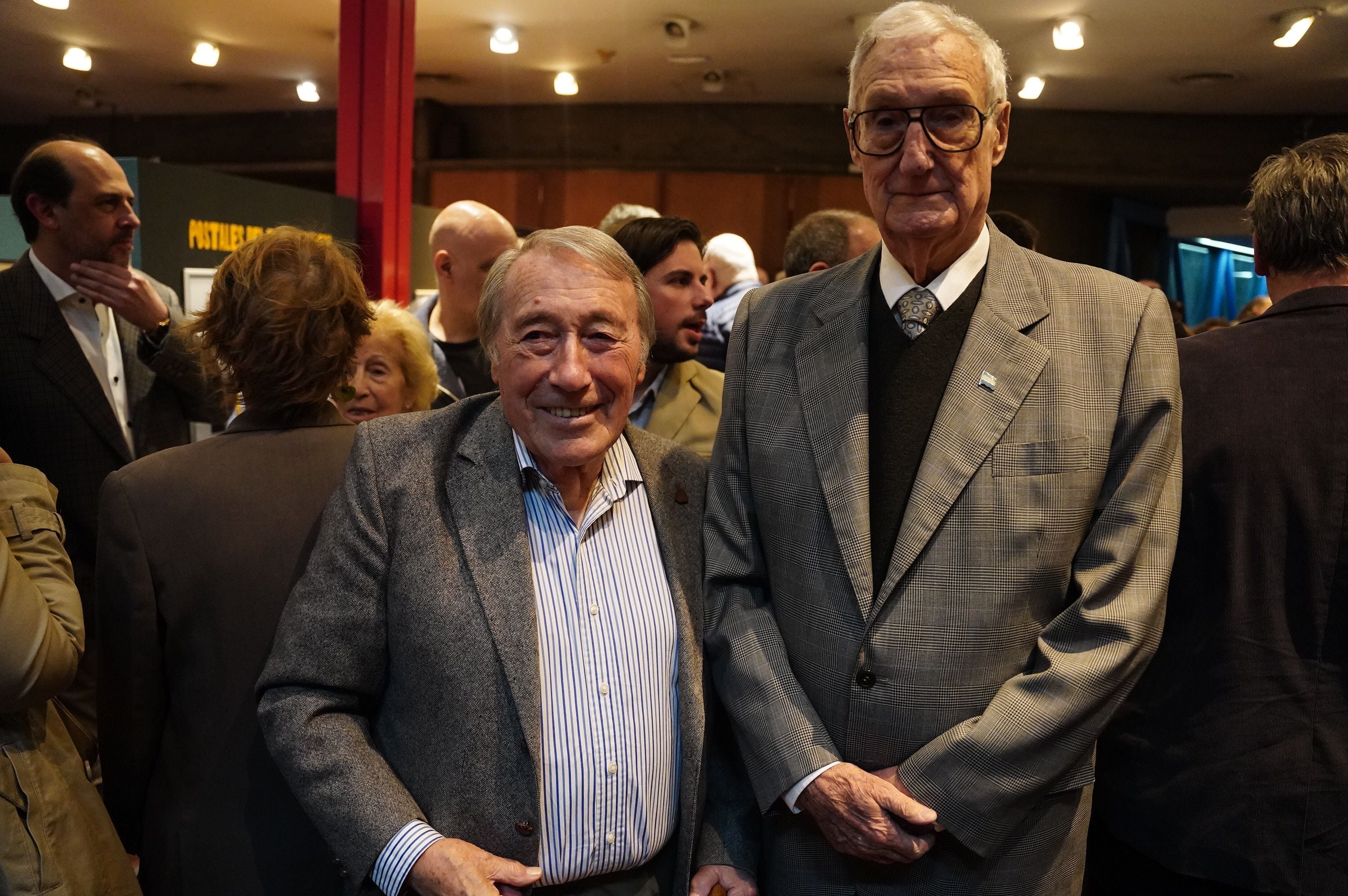 José Ignacio López junto a Martín Balza, quien dio su testimonio en el documental (Franco Fafasuli)
