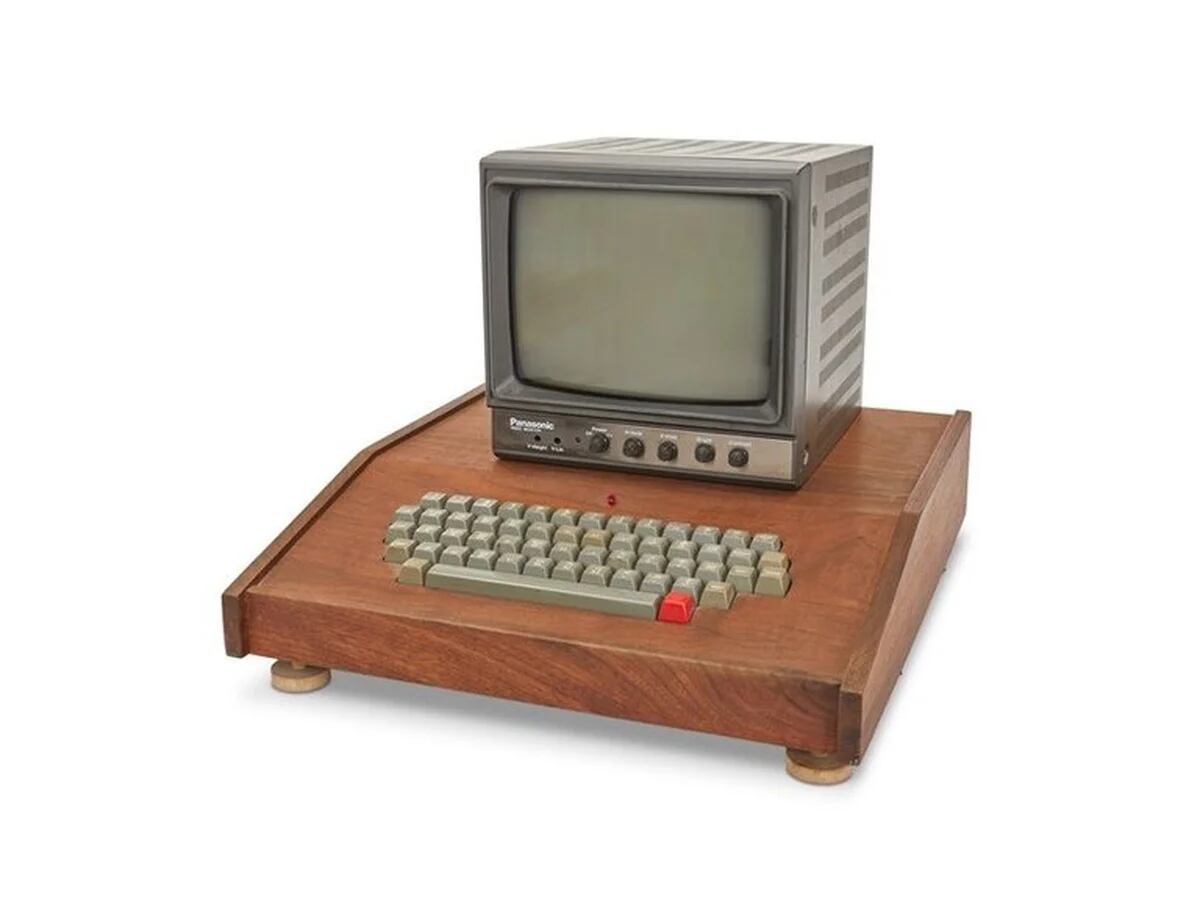 algun lado Ambigüedad fósil Subastan el primer ordenador de Apple creado hace 45 años, conozca la  extraordinaria cifra - Infobae