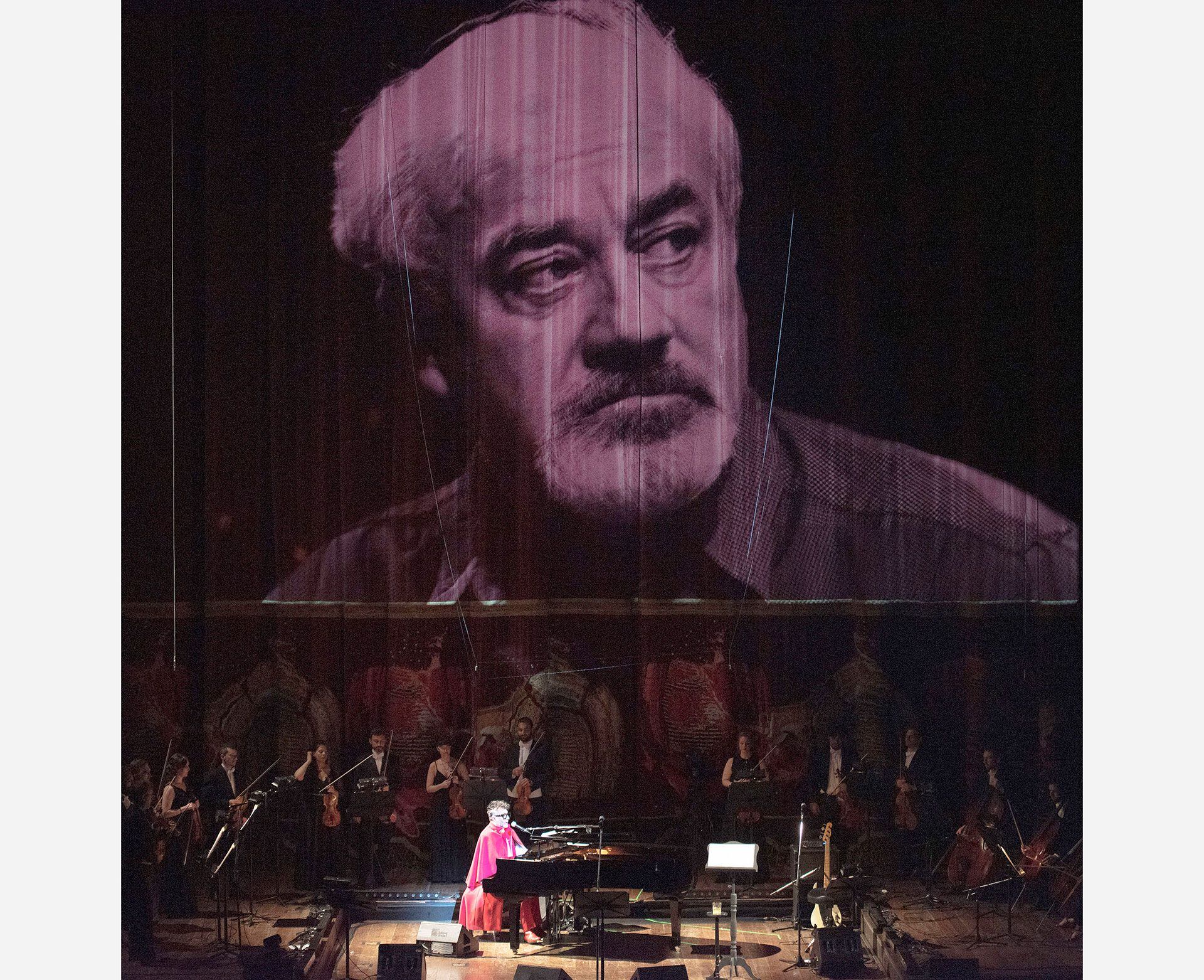 Last night, 10 years after the composer's death, the Rosario musician gave a concert at the great Buenos Aires theater 