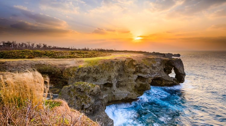 Okinawa es una de las regiones con mayor cantidad de ciudadanos que tienen más de 100 años (iStock)